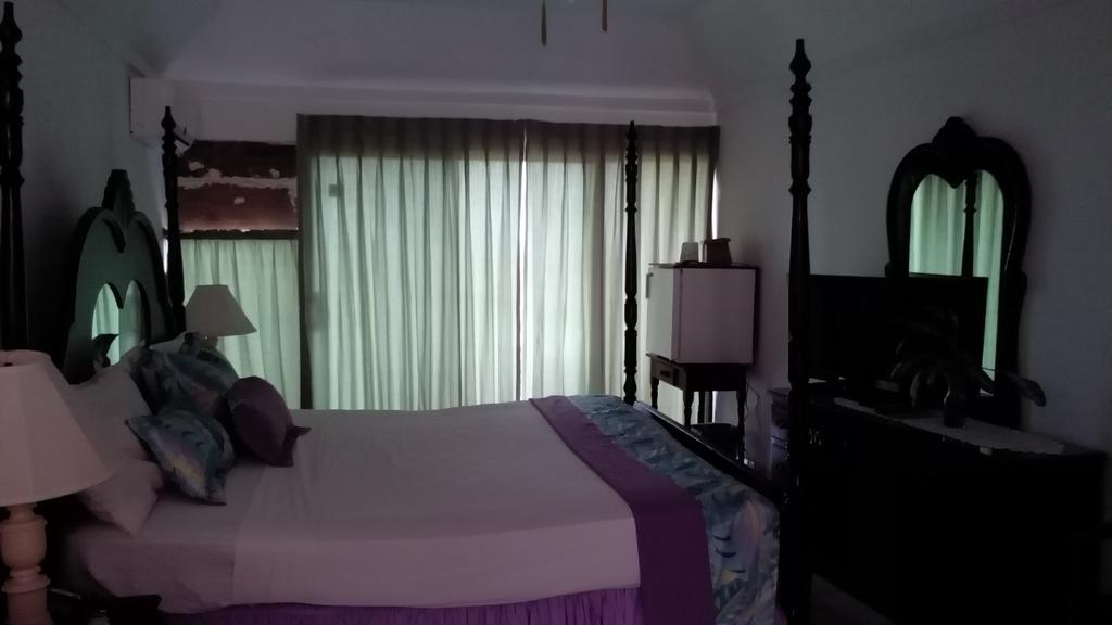 Hotel Relax Resort Montego Bay Buitenkant foto