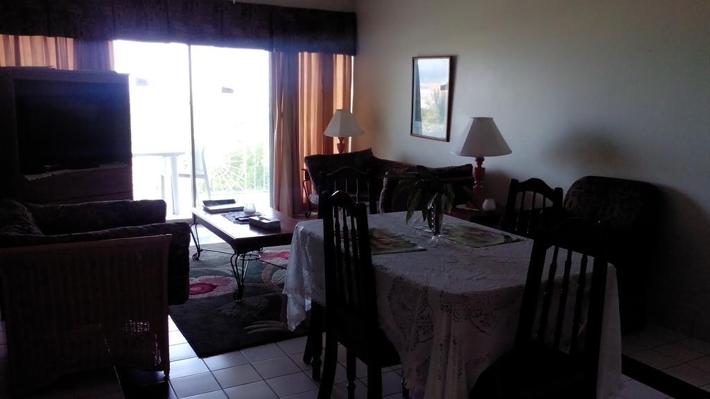 Hotel Relax Resort Montego Bay Buitenkant foto